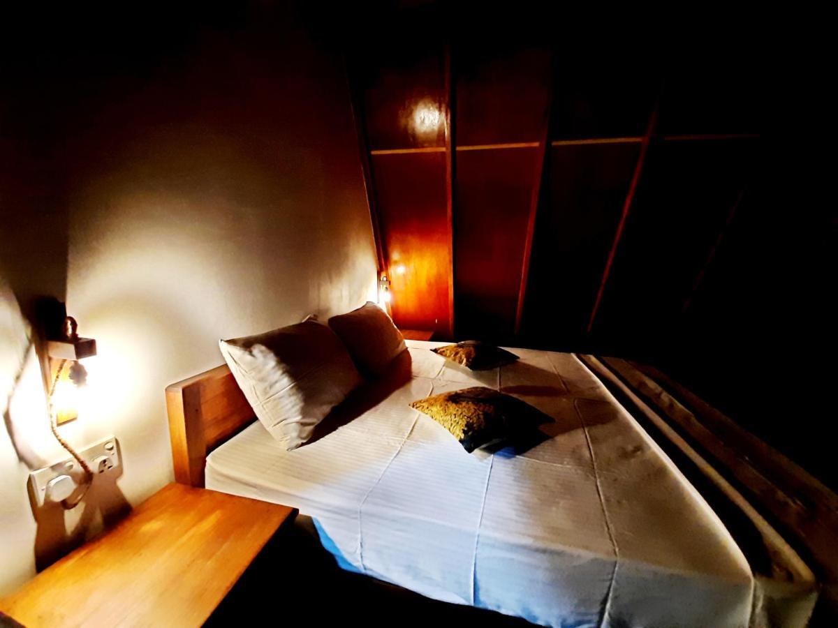 The Otunna Guest House Сигирия Экстерьер фото