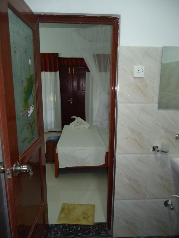 The Otunna Guest House Сигирия Экстерьер фото