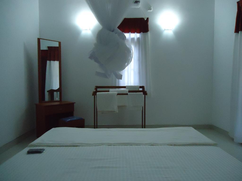 The Otunna Guest House Сигирия Экстерьер фото