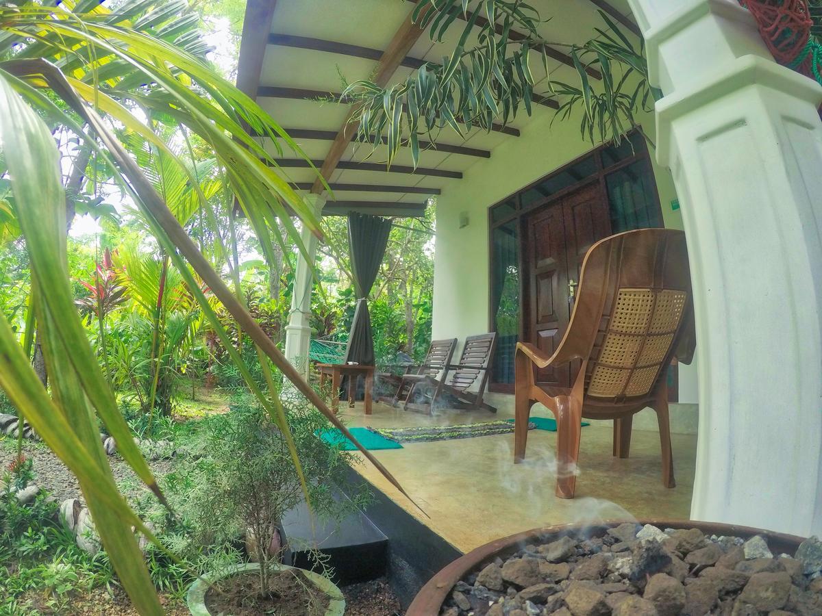 The Otunna Guest House Сигирия Экстерьер фото