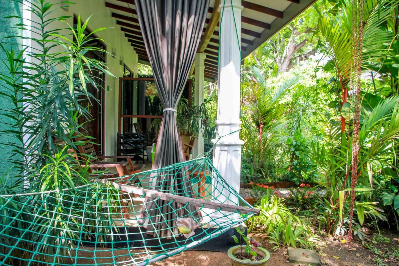 The Otunna Guest House Сигирия Экстерьер фото