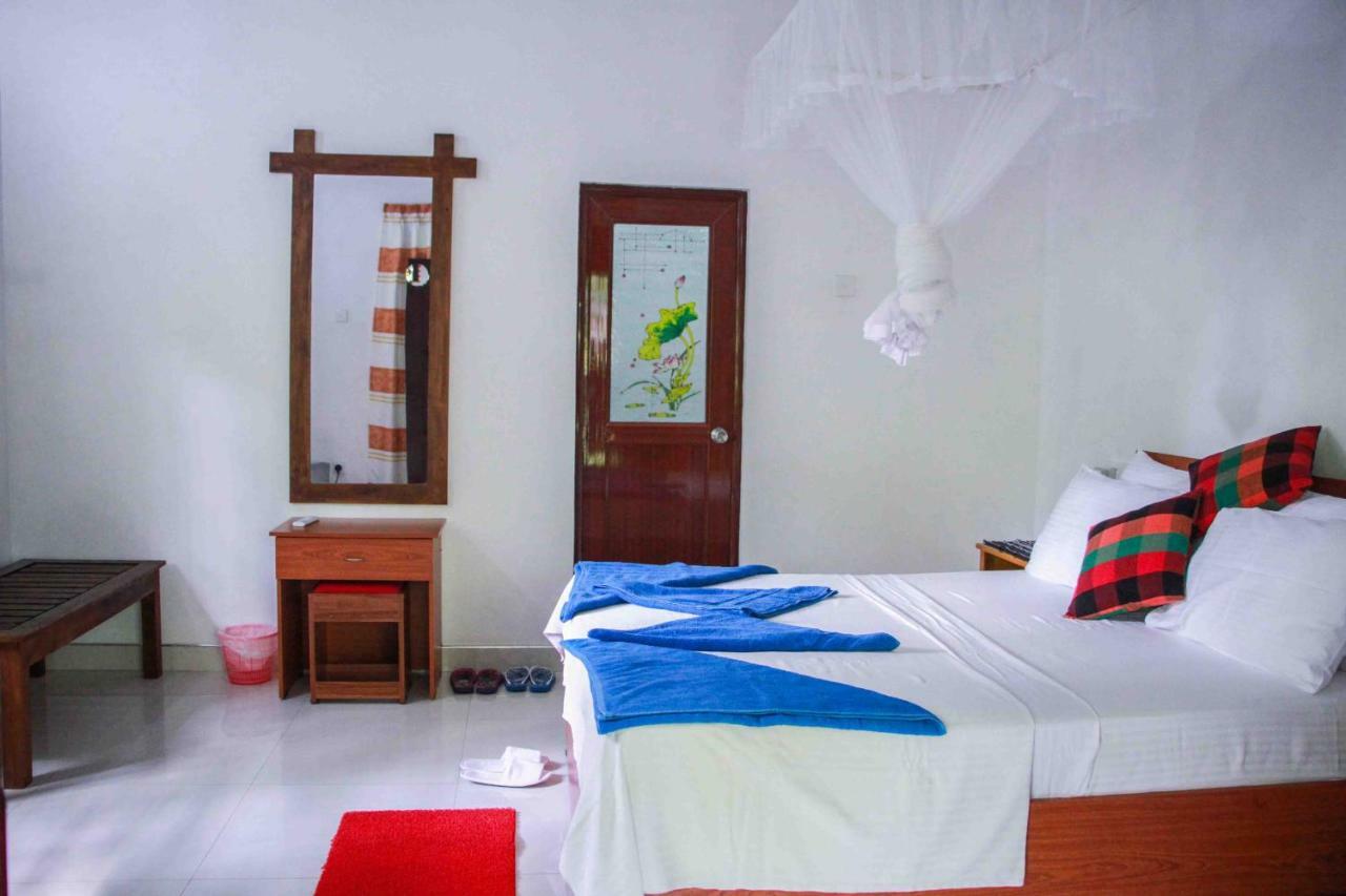 The Otunna Guest House Сигирия Экстерьер фото