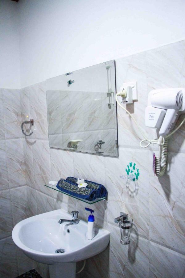 The Otunna Guest House Сигирия Экстерьер фото